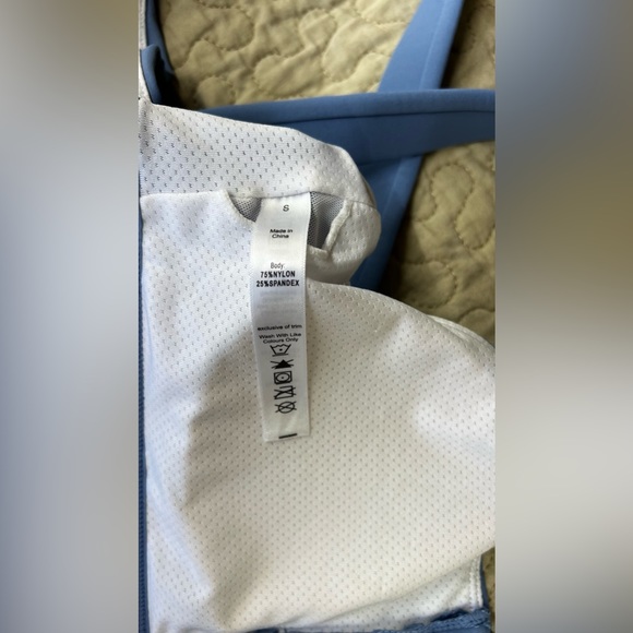 Cool run Cordaw Blue Zipper in Front Sports Bra High Impact Workout Top - Picture 9 of 9